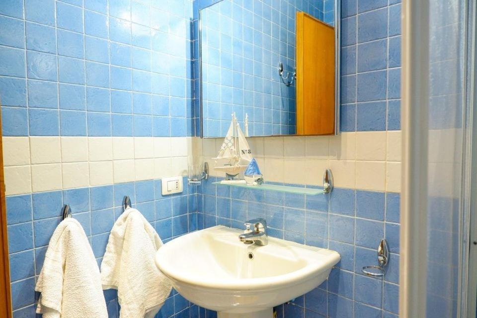 Apartament La Casa Di Antonia Ischia Zewnętrze zdjęcie